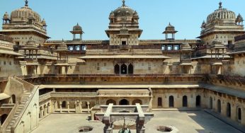 Relish the Cultural Heritage of Orchha through Road Trips